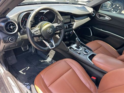 Used 2023 Alfa Romeo Giulia Ti RWD image 16
