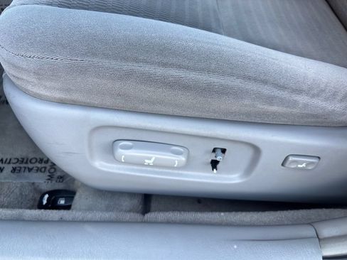 Used 2005 Toyota Camry SE FWD image 31