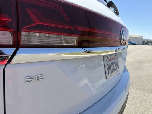 Used 2024 Volkswagen Atlas SE FWD image 40
