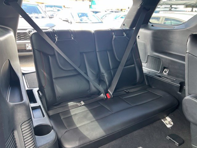 Used 2023 Ford Explorer ST-Line RWD image 9