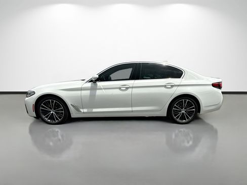 Used 2022 BMW 530i w/ Convenience Package RWD image 6
