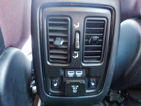 Used 2023 Dodge Durango GT image 29