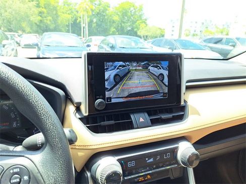 Used 2023 Toyota RAV4 LE image 20