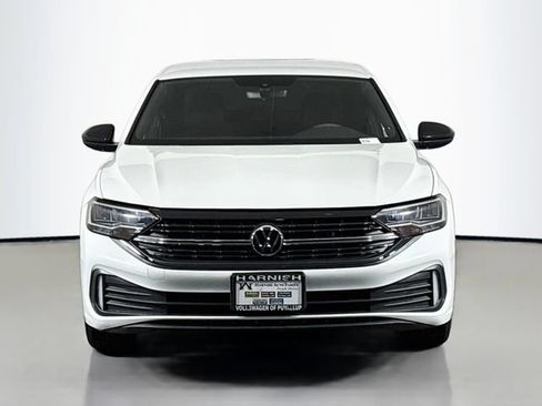 Certified 2023 Volkswagen Jetta Sport FWD image 2