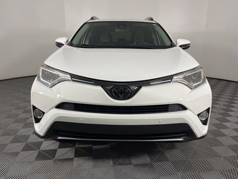 Used 2018 Toyota RAV4 XLE image 3