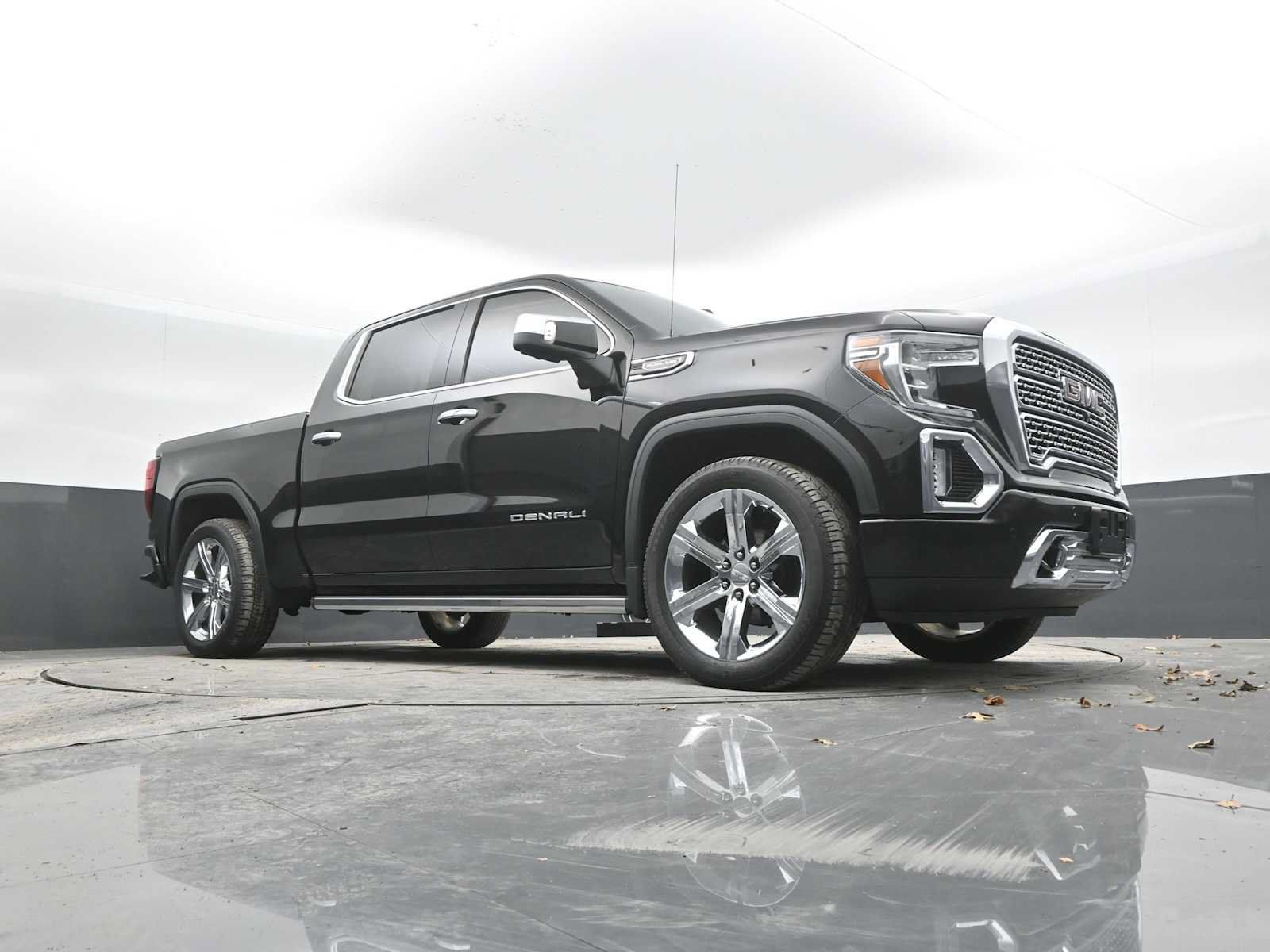 Used 2019 GMC Sierra 1500 Denali w/ Denali Ultimate Package AWD/4WD image 45