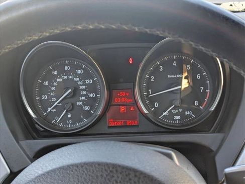 Used 2014 BMW Z4 sDrive28i image 11