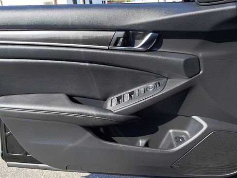 Used 2019 Honda Accord Sport image 27