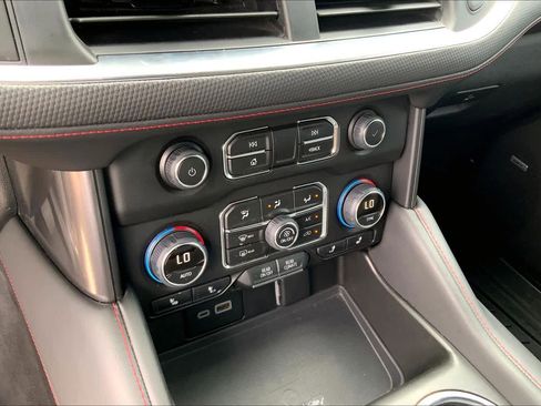 Used 2023 Chevrolet Tahoe RST AWD/4WD image 31