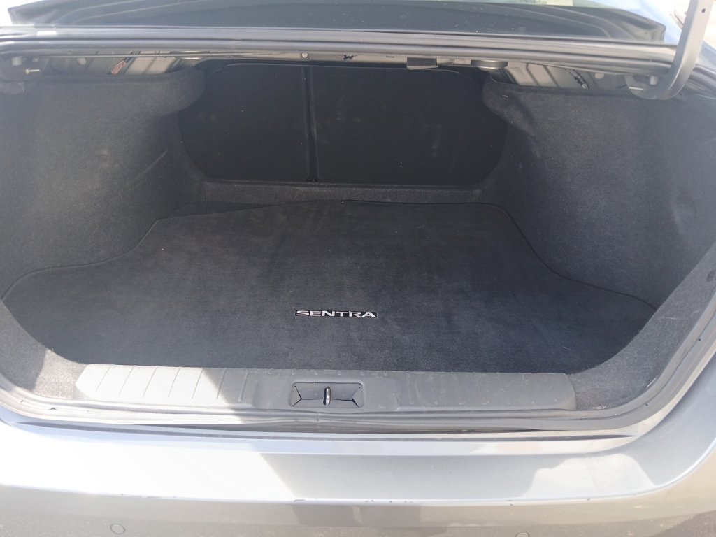 Used 2023 Nissan Sentra SV FWD image 6
