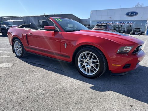 Used 2012 Ford Mustang Premium image 30