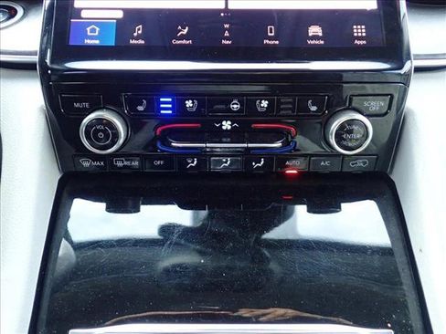 Used 2022 Jeep Grand Cherokee Overland w/ Advanced Protech Group III AWD/4WD image 20