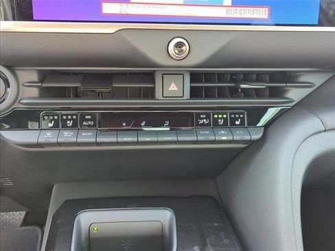 New 2025 Toyota Crown Signia image 22