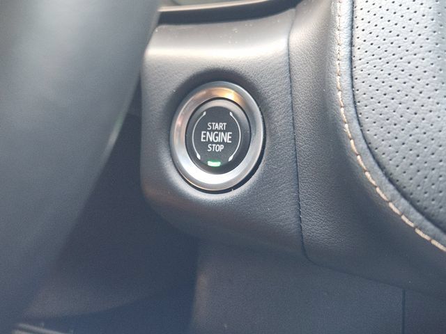 Used 2024 GMC Yukon AT4 w/ Technology Package AWD/4WD image 21