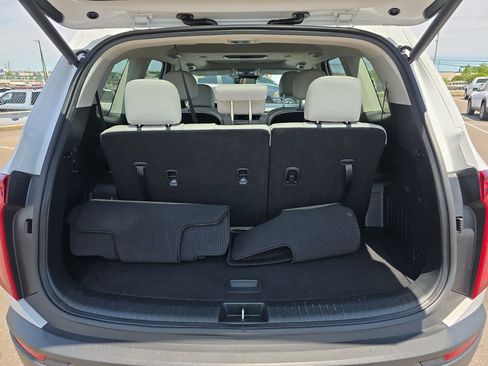 Used 2022 Kia Telluride EX w/ EX Premium Package FWD image 14
