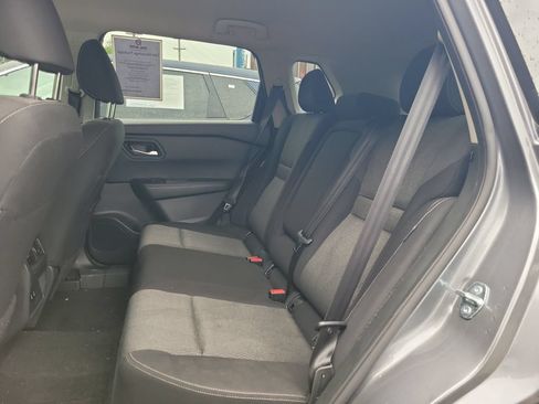 Used 2025 Nissan Rogue SV FWD image 8