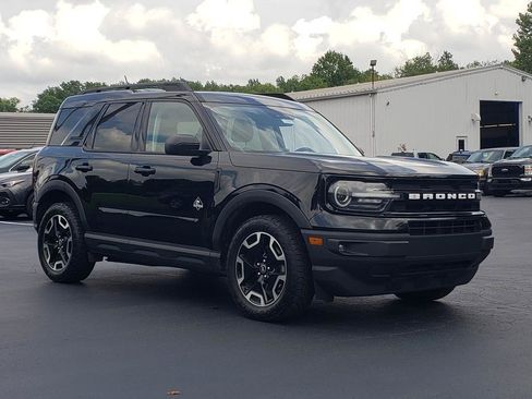 Used 2021 Ford Bronco Sport Outer Banks w/ Outer Banks Package (96D) AWD/4WD image 3
