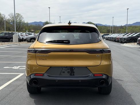 Used 2024 Dodge Hornet R/T Plus AWD/4WD image 9