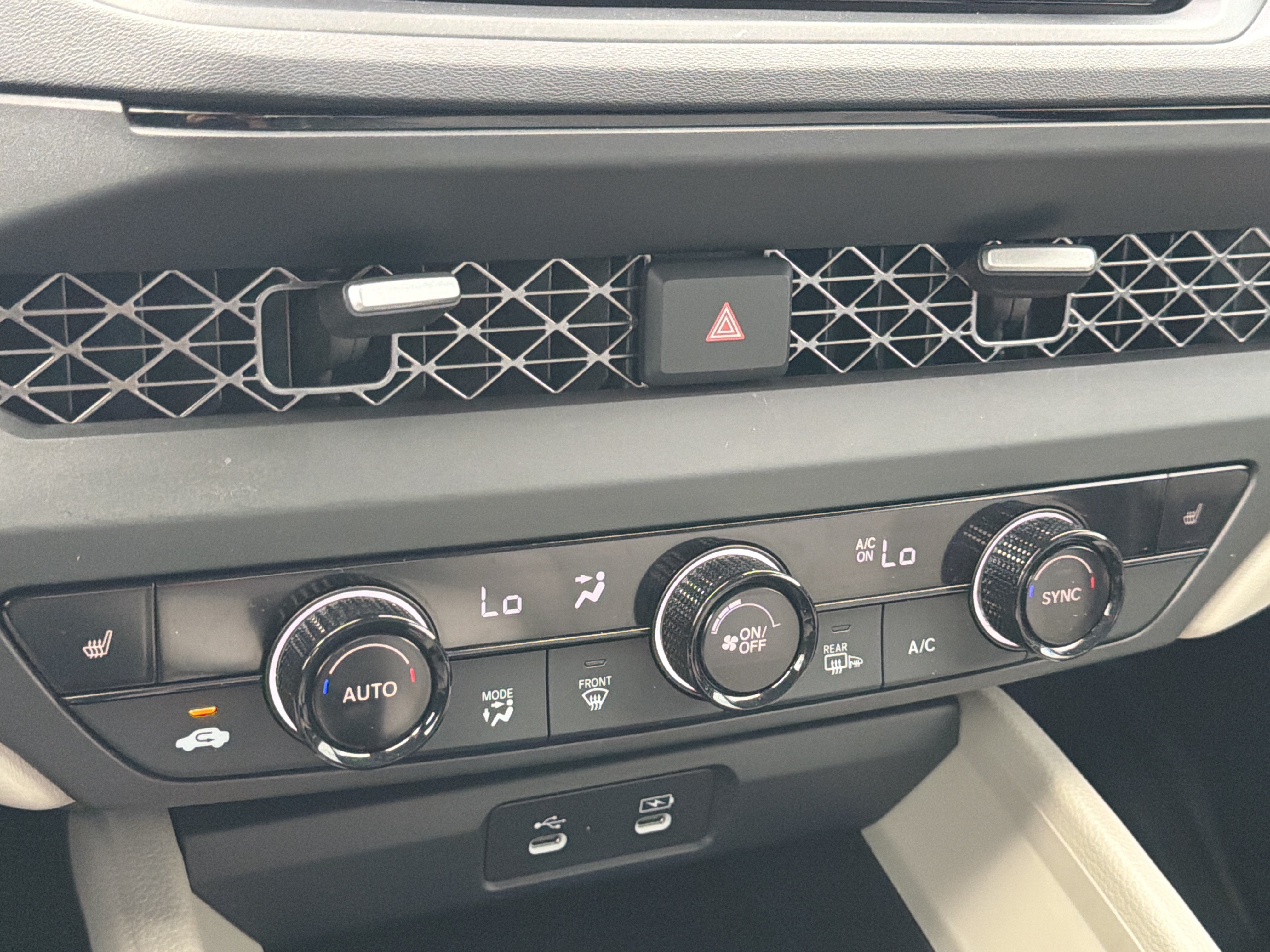 Used 2024 Honda Accord EX image 17