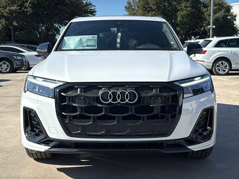 New 2026 Audi SQ7 Premium Plus AWD/4WD image 2