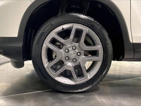 Used 2023 Honda Passport EX-L image 9
