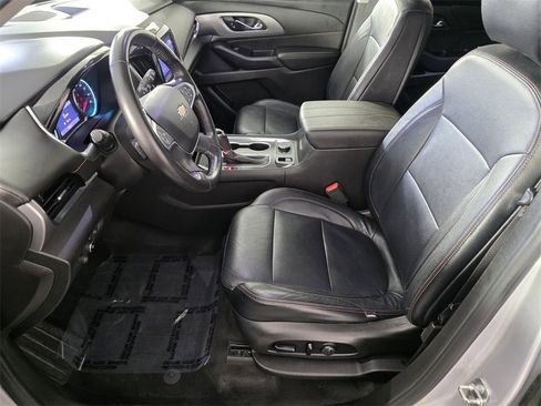 Used 2020 Chevrolet Traverse LT w/ LPO, Floor Liner Package image 10