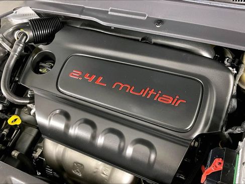 Used 2022 Jeep Compass Limited AWD/4WD image 40