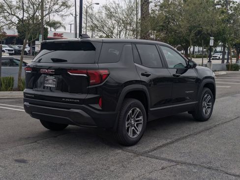 New 2026 GMC Terrain Elevation w/ Technology Package II FWD image 7