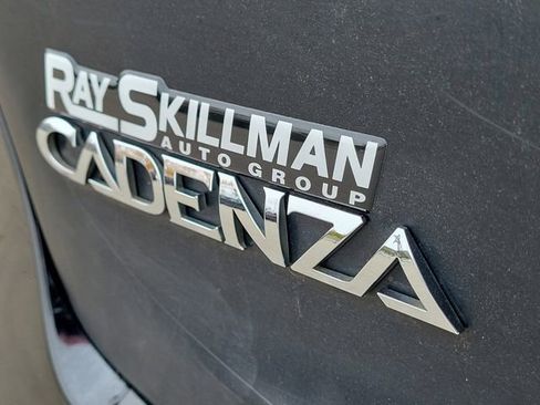 Used 2016 Kia Cadenza image 9