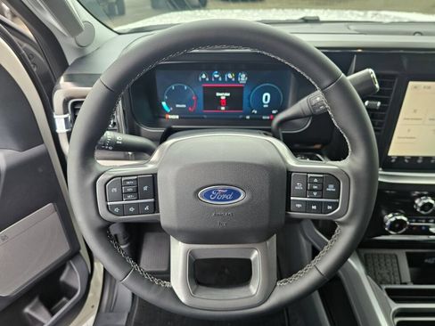 New 2026 Ford F250 Lariat w/ Black Appearance Package AWD/4WD image 16