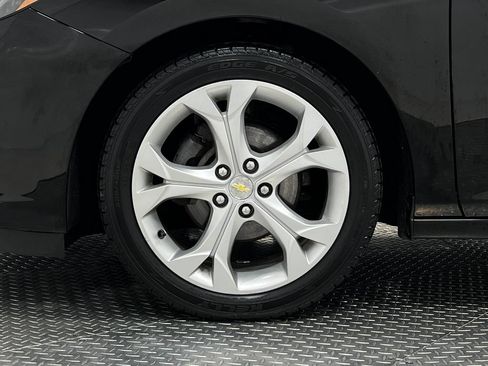 Used 2016 Chevrolet Cruze Premier FWD image 35