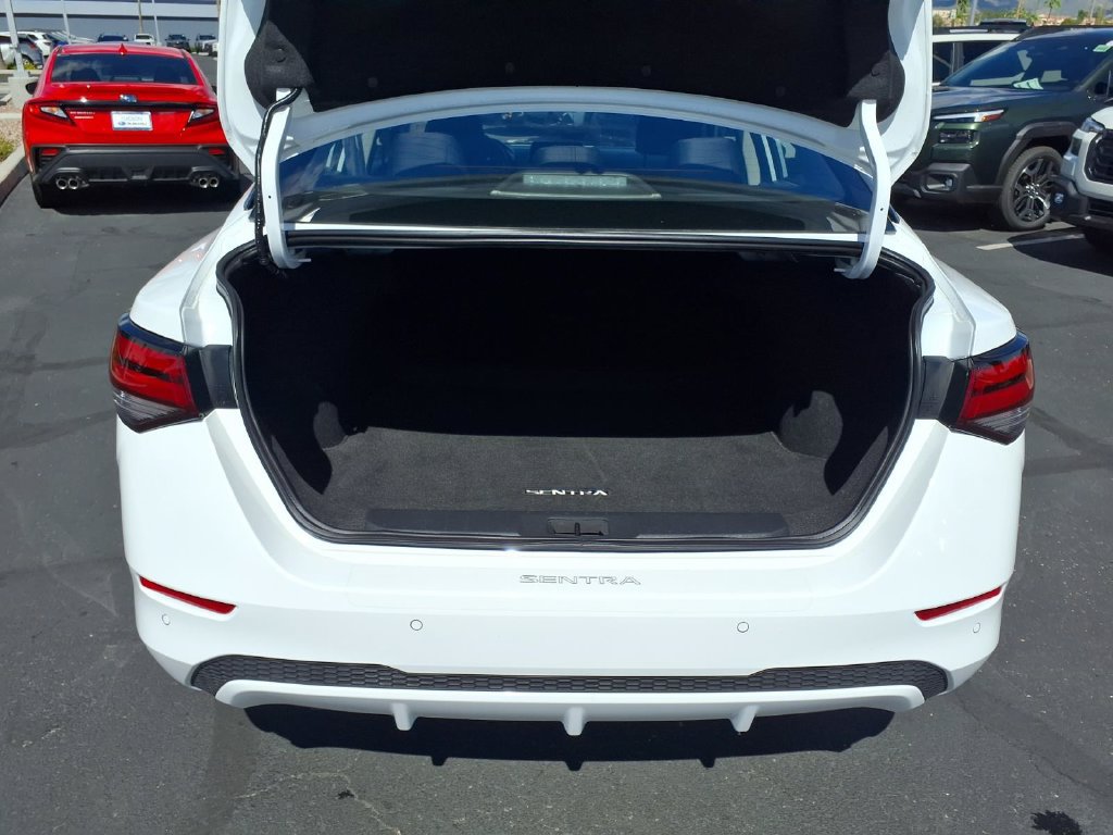 Used 2025 Nissan Sentra SV FWD image 14