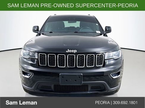 Used 2021 Jeep Grand Cherokee Laredo AWD/4WD image 2