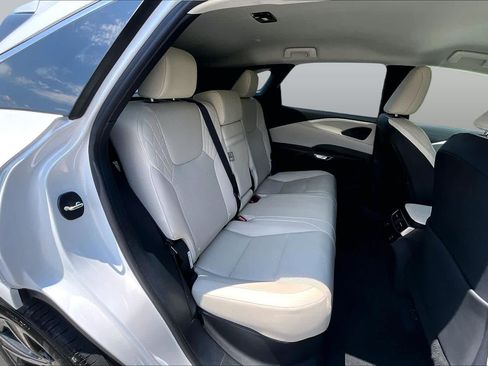 Used 2023 Lexus RX 350 FWD image 19