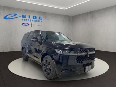New 2027 Lincoln Navigator L Reserve w/ Jet Appearance Package