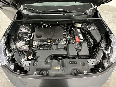 Used 2024 Toyota RAV4 XLE FWD image 18