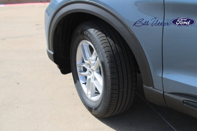 New 2026 Ford Explorer Active w/ Active Comfort Package RWD image 5