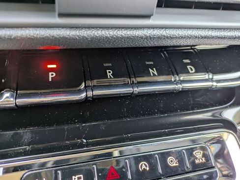 New 2026 Lincoln Corsair Premiere image 6