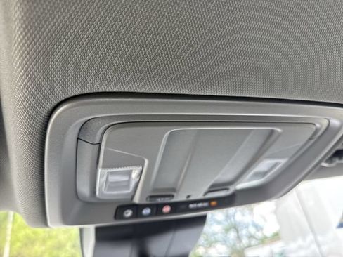 Used 2025 Chevrolet Silverado 1500 W/T RWD image 30
