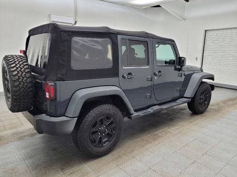 Used 2018 Jeep Wrangler Unlimited Sport image 10