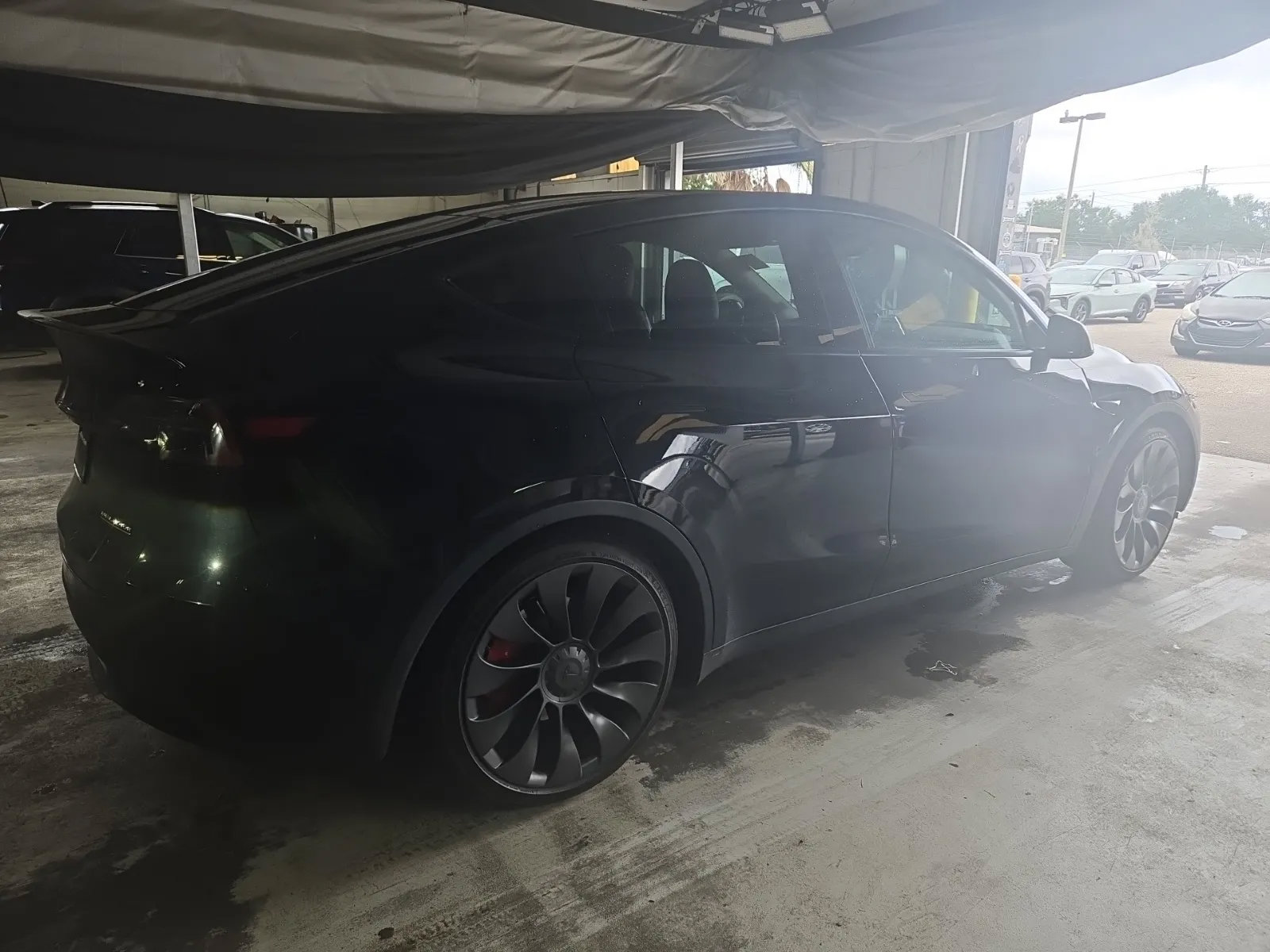 Used 2023 Tesla Model Y Performance AWD/4WD image 12