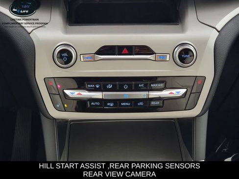 Certified 2023 Ford Explorer XLT w/ Equipment Group 202A AWD/4WD image 23