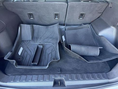Used 2021 Chevrolet Equinox LT FWD image 35