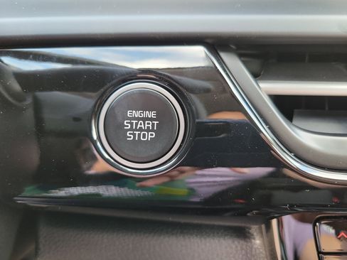 New 2026 Kia Seltos S image 15