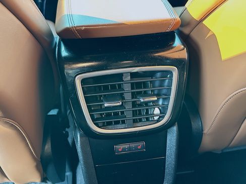 Used 2022 Lincoln Nautilus Reserve w/ Luxury Package image 21