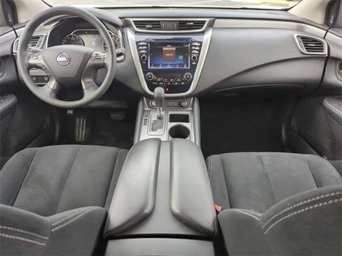 Certified 2022 Nissan Murano S image 17