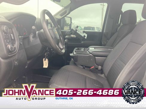 Used 2021 Chevrolet Silverado 2500 W/T w/ WT Fleet Convenience Package AWD/4WD image 3