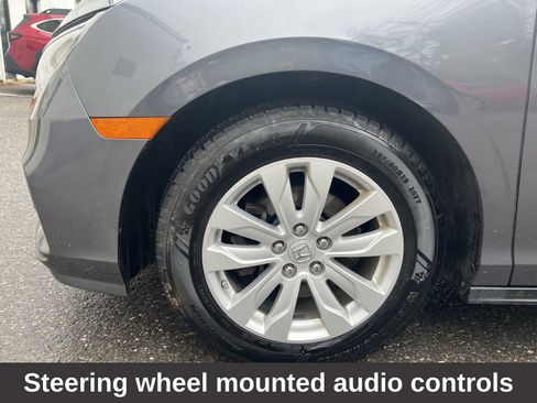 Used 2018 Honda Odyssey LX image 12