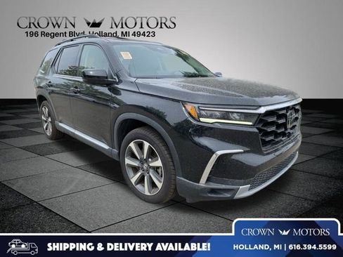 Used 2024 Honda Pilot Elite image 1