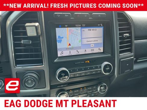 Used 2018 Ford Expedition Max XLT w/ Equipment Group 202A AWD/4WD image 10